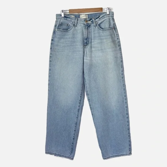 Universal Threads 90s Baggy Denim Jeans Faded Blue Women's 6 Short - Picture 2 of 10